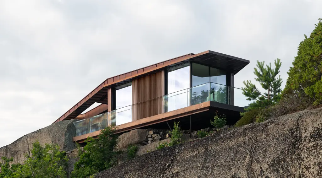 B28, Færder, Norway — Vitrocsa V32 with pocket and open corner