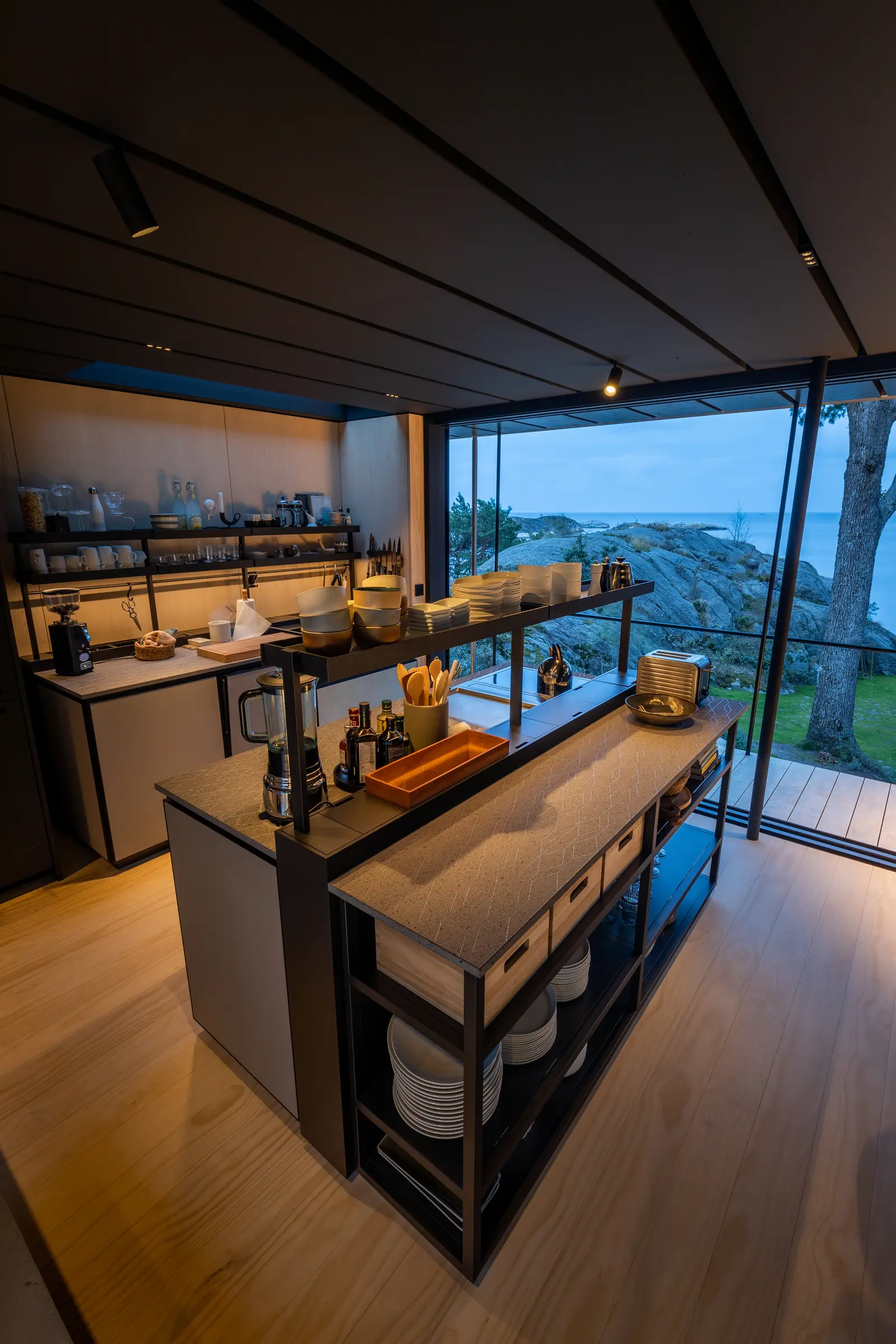 Furøya, Lillesand, Norway — Reynaers Hi-Finity, CF 68 and Slimline 38 (image 10 of 12)