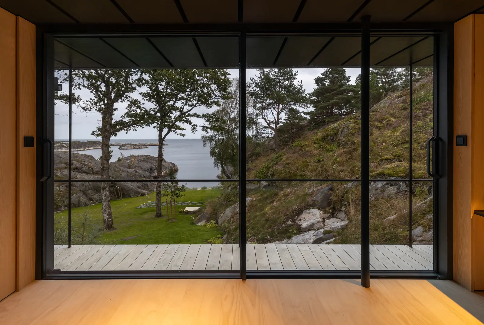 Furøya, Lillesand, Norway — Reynaers Hi-Finity, CF 68 and Slimline 38 (image 9 of 12)