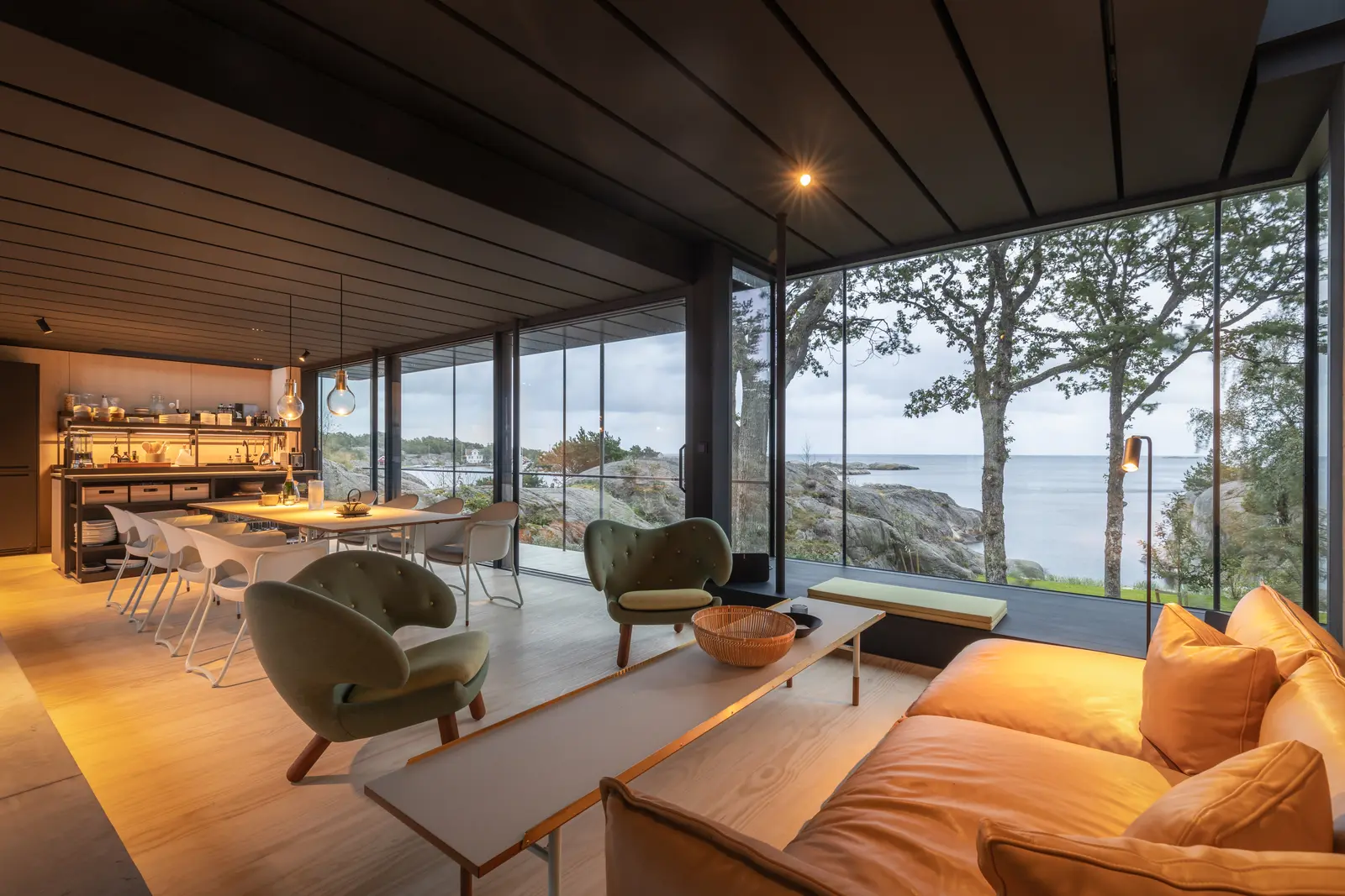 Furøya, Lillesand, Norway — Reynaers Hi-Finity, CF 68 and Slimline 38 (image 5 of 12)