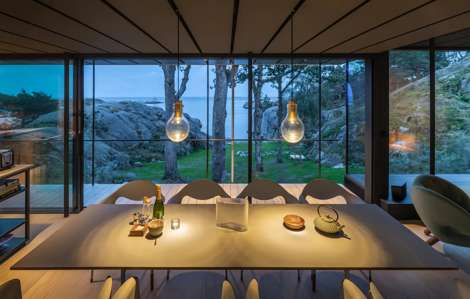 Furøya, Lillesand, Norway — Reynaers Hi-Finity, CF 68 and Slimline 38 (image 8 of 12)