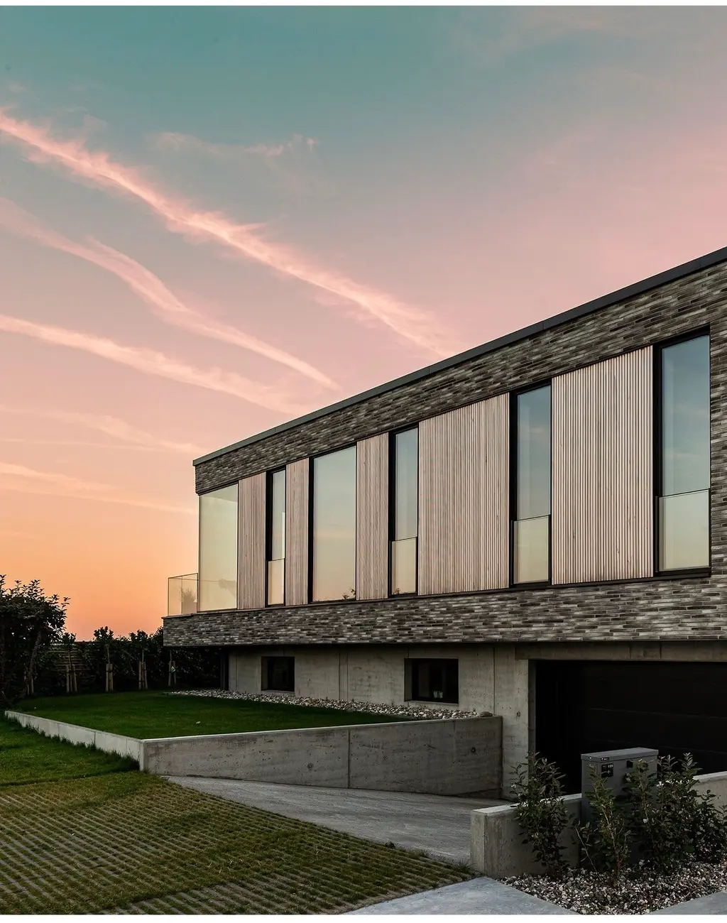 Villa Flemming, Risskov near Aarhus, Denmark — Schüco ASS 77 Panorama Design, FWS 35 and AWS 75 BS (image 2 of 5)